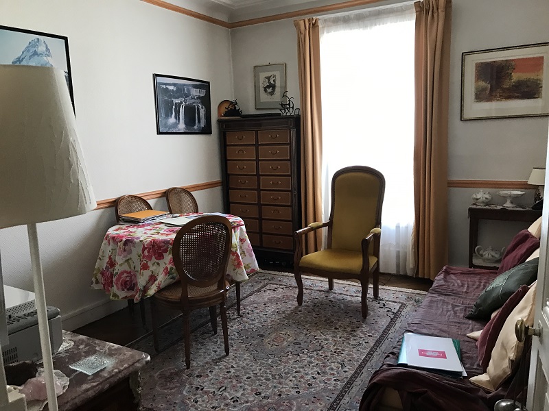 Viager libre ISSY-LES-MOULINEAUX - 92130 bouquet 20€ - ref 1310