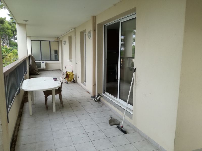Viager libre MARTIGUES - 13500 bouquet 60€ - ref 1530