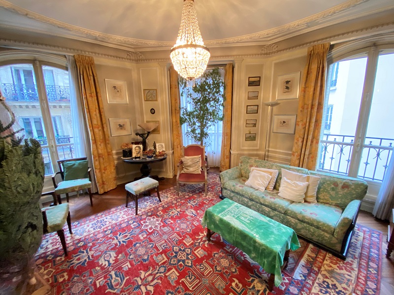 Vente avec réserve de droit d'usage et d'habitation PARIS - 75017 bouquet 1€ - ref 2167