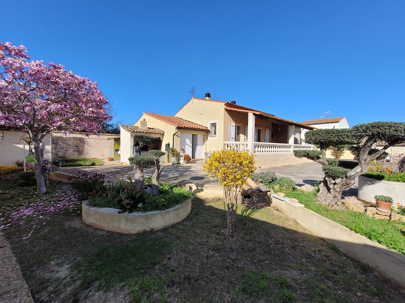 Viager libre ISTRES - 13800 bouquet 141€ - ref 2699b