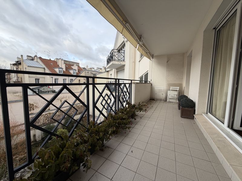 Viager occupé VERSAILLES - 78000 bouquet 250€ - ref 2873