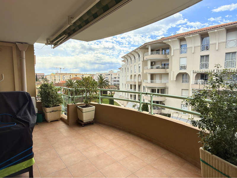 Viager occupé SAINT-RAPHAEL - 83700 bouquet 100€ - ref 2908