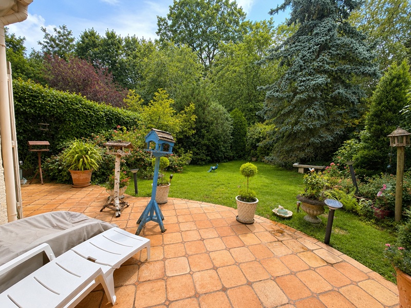 Viager occupé GIF-SUR-YVETTE - 91190 bouquet 80€ - ref 2918