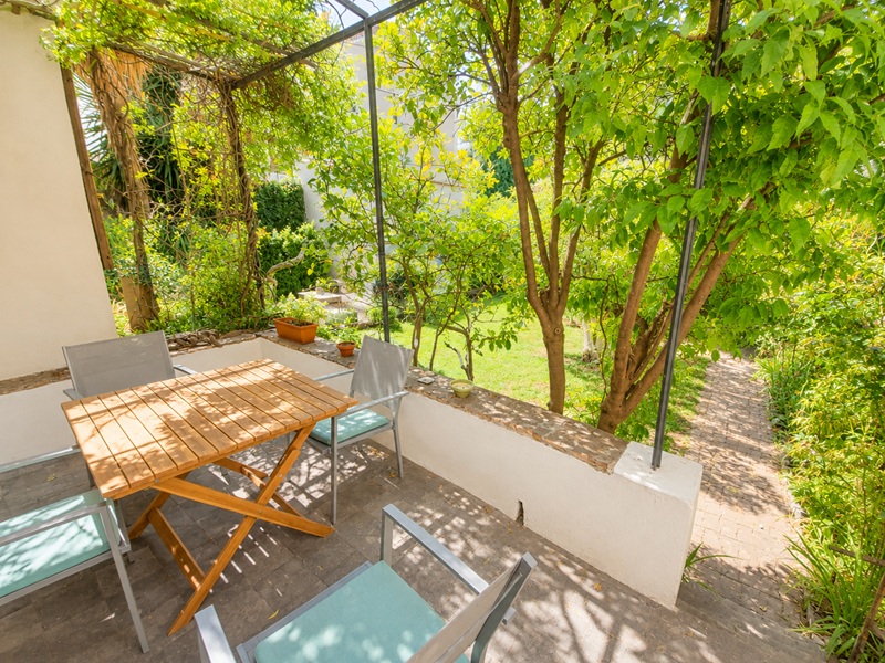 Viager occupé TOULON - 83100 bouquet 28€ - ref 2930