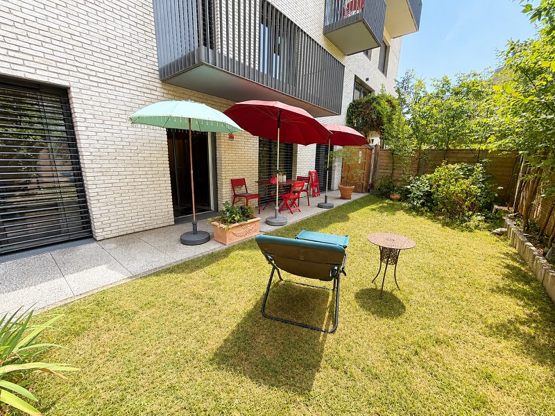 Vente à terme occupée PARIS - 75019 bouquet 47€ - ref 2934