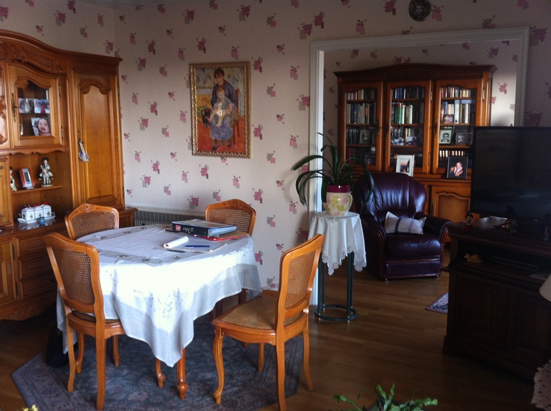 Viager occupé COURNEUVE - 93120 bouquet 35€ - ref 939